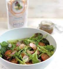 Miso-õunasiidriäädika salatikaste