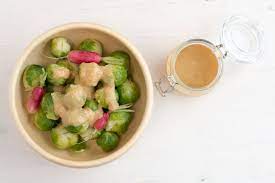 Magusa valge miso kastmed salatitele, köögiviljadele või dippimiseks