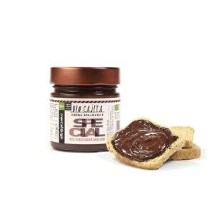 Šokolaadikreem sarapuu- ja indiapähklitega Altromercato, 230g